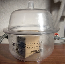 脱泡器